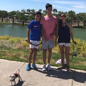 Meet your Posher, Carlos